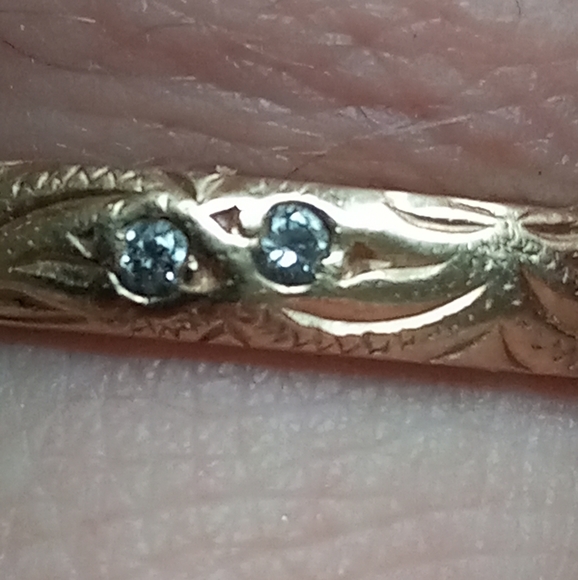 One of a Kind, Gold & Multi Diamond Ring - Picture 6 of 7